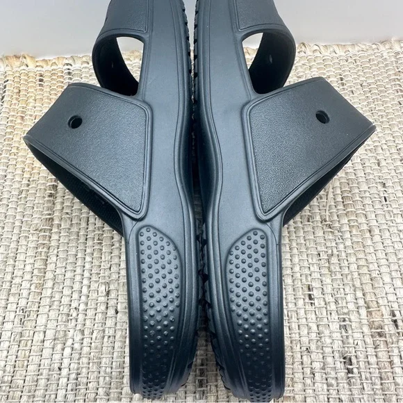 CROCS Iconic Comfort Black Classic Slide Sandals Men’s Size 11 NWOT - Picture 6 of 10